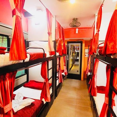 Town Hostel Mumbai - Ac Dormitory المظهر الخارجي الصورة