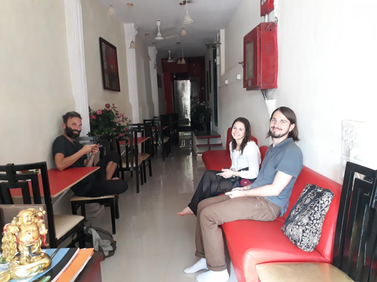 Town Hostel Mumbai - Ac Dormitory المظهر الخارجي الصورة