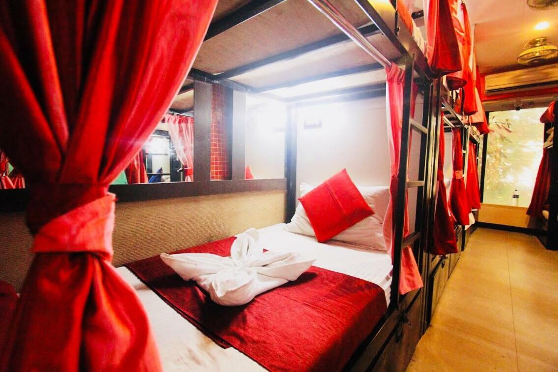 Town Hostel Mumbai - Ac Dormitory المظهر الخارجي الصورة